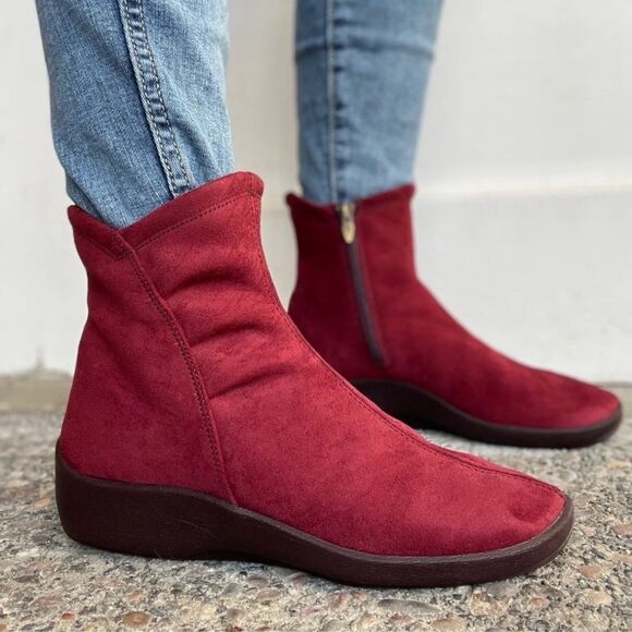 Arcopedico L19  Women's Red Lytech Vegan Ankle Booties Sz 36/US 5 - Picture 1 of 9